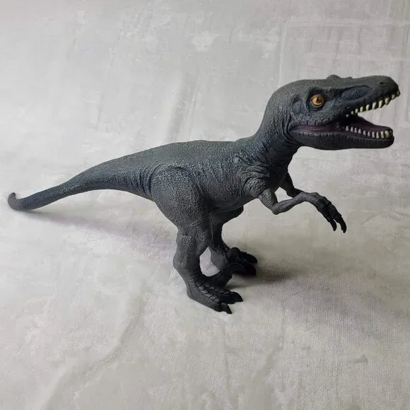 2014 20" Velociraptor 2234C Toys R US soft Rubber Jurassic Dinosaur - Picture 7 of 13